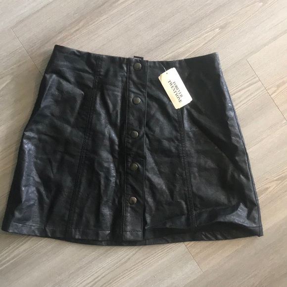 Forever 21 Dresses & Skirts - Forever 21 Leather Skirt